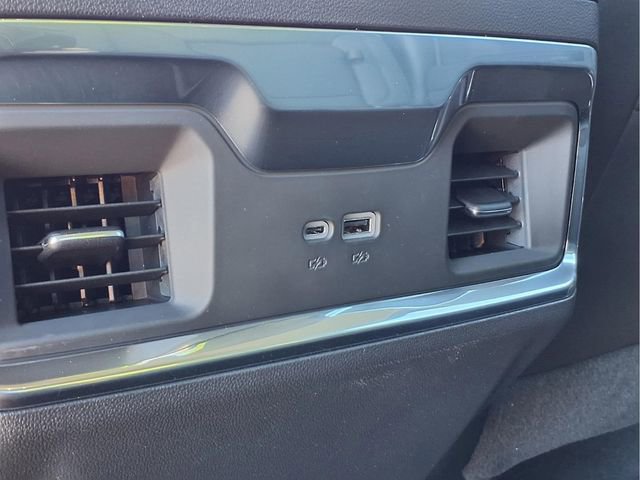 2026 GMC Sierra 1500 SLT - Photo 19