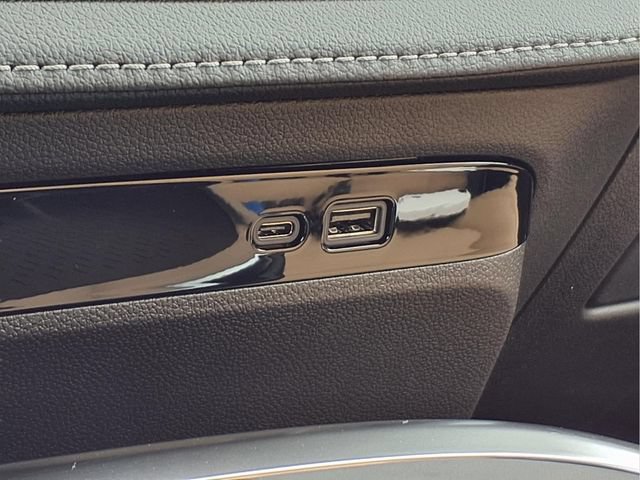 2026 Buick Enclave Preferred - Photo 10