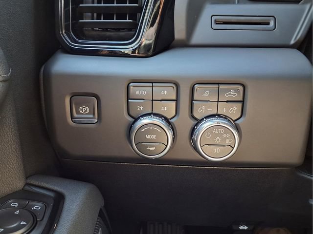 2026 GMC Sierra 2500HD AT4 - Photo 9