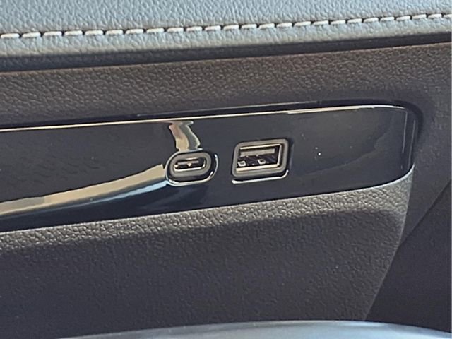 2026 Buick Enclave Sport Touring - Photo 10