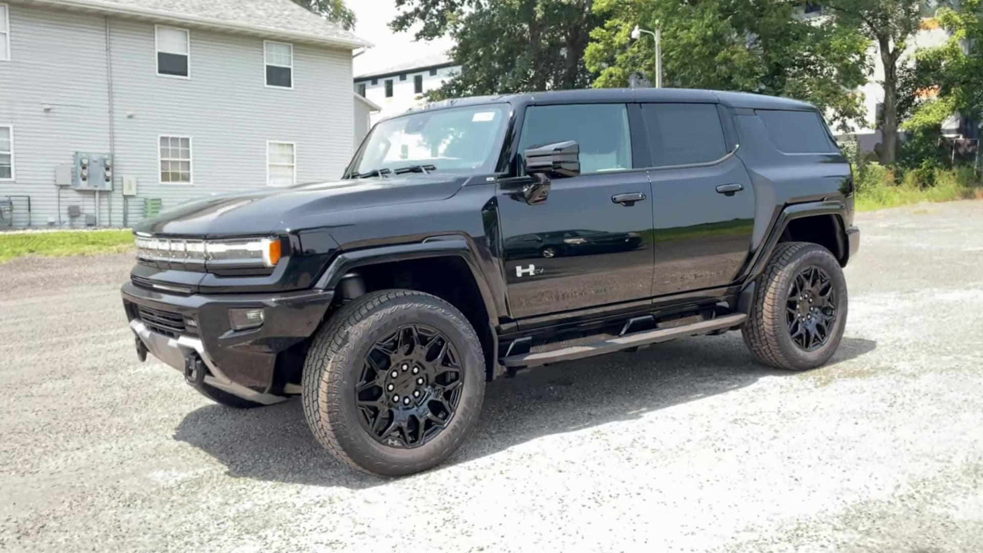 2025 GMC HUMMER EV 2X - Photo 39