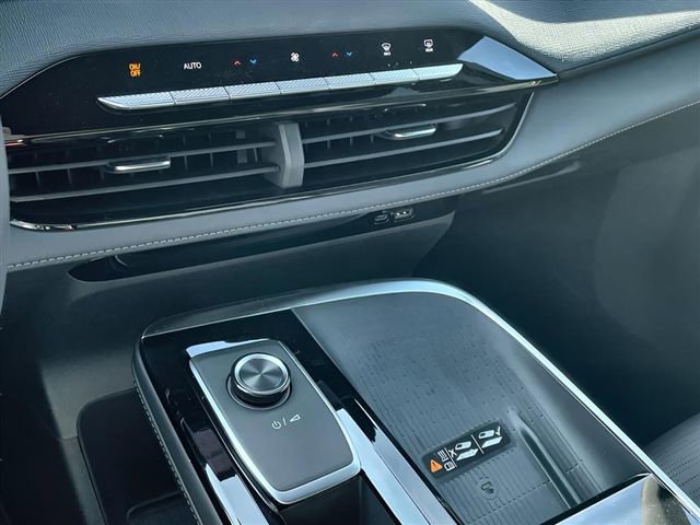 2026 Buick Enclave Sport Touring - Photo 18