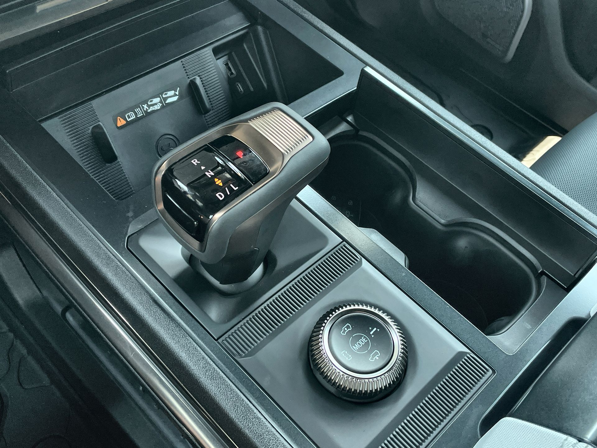 2025 GMC HUMMER EV 2X - Photo 51