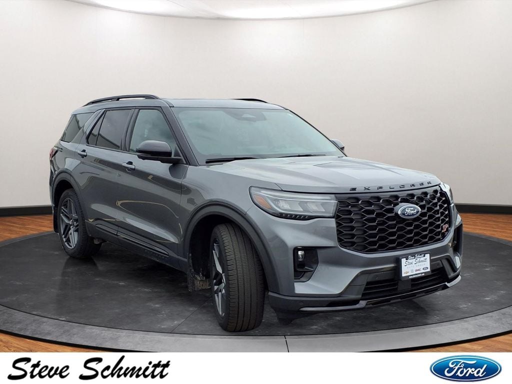 2025 Ford Explorer ST - Photo 32