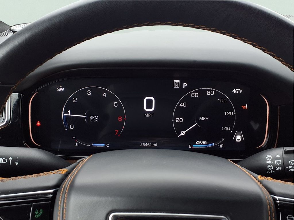 2024 Jeep Grand Wagoneer L Series III - Photo 15