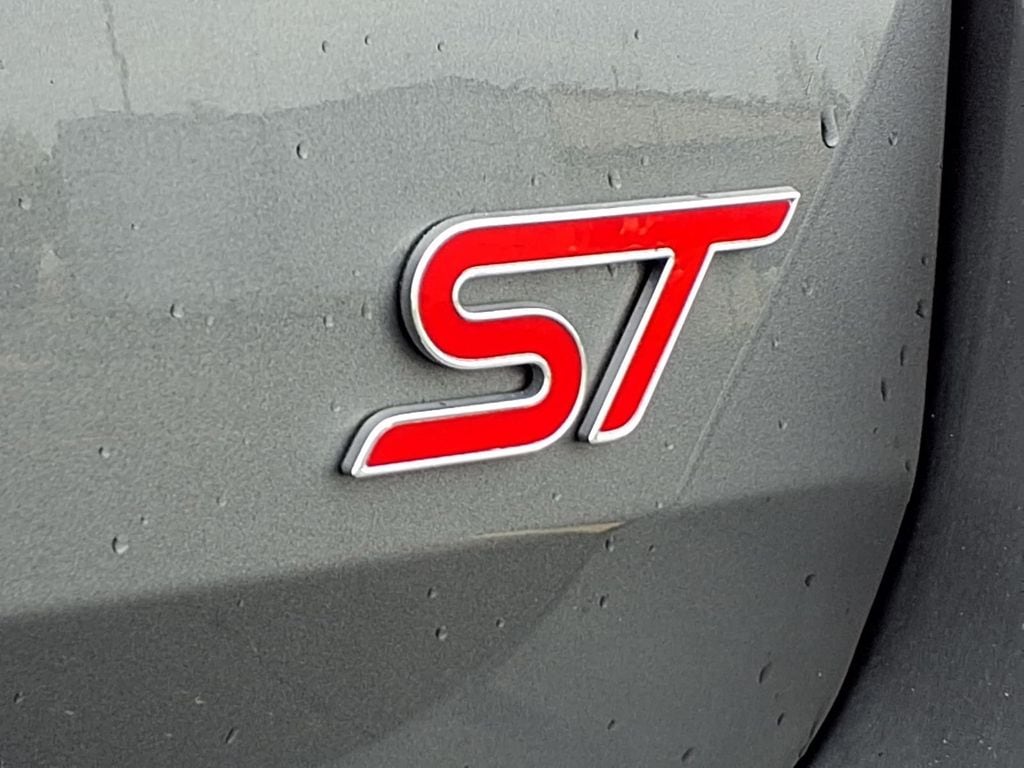 2025 Ford Explorer ST - Photo 34