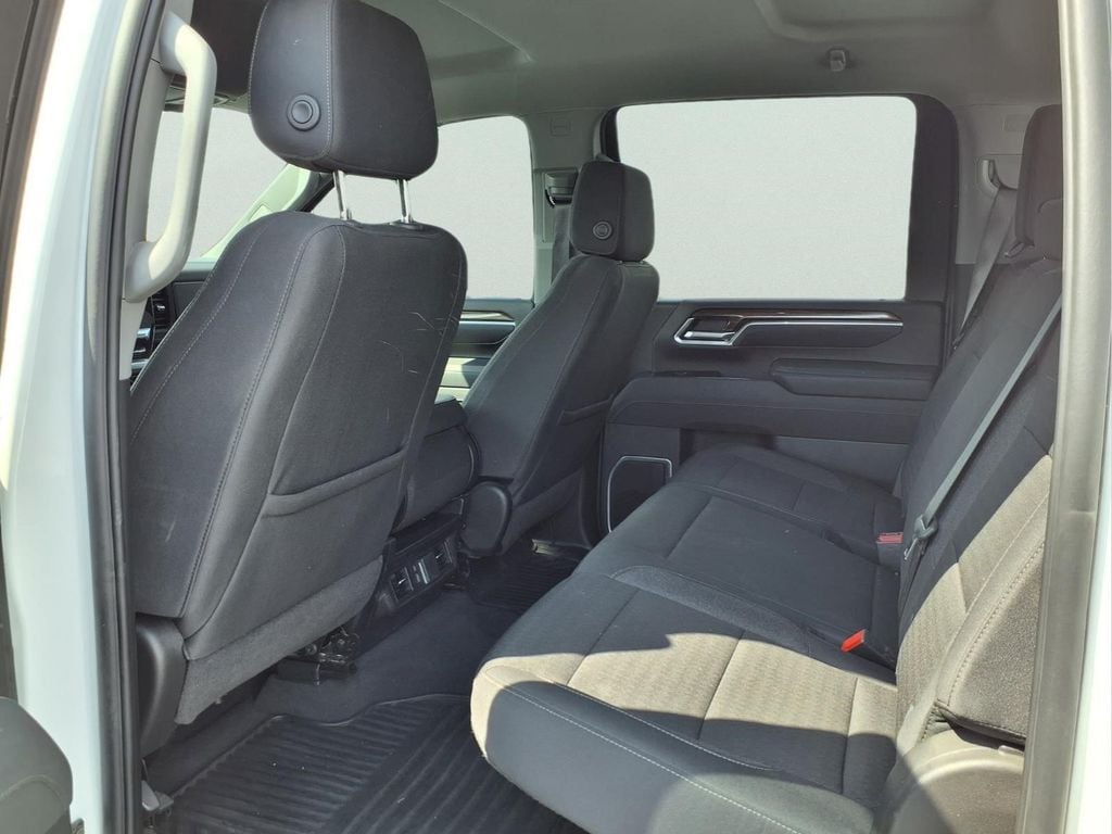 2025 Chevrolet Silverado 2500HD LT - Photo 18