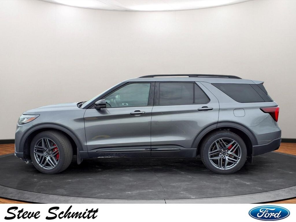 Used 2025 Ford Explorer ST SUV