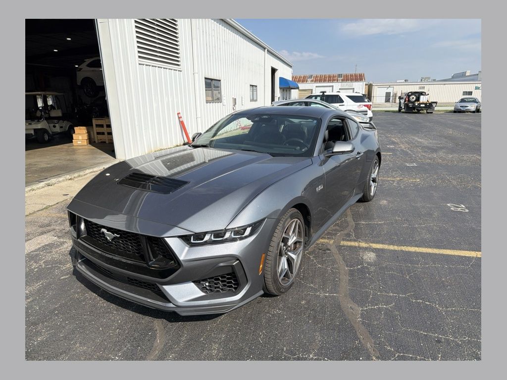 2024 Ford Mustang Coupe 