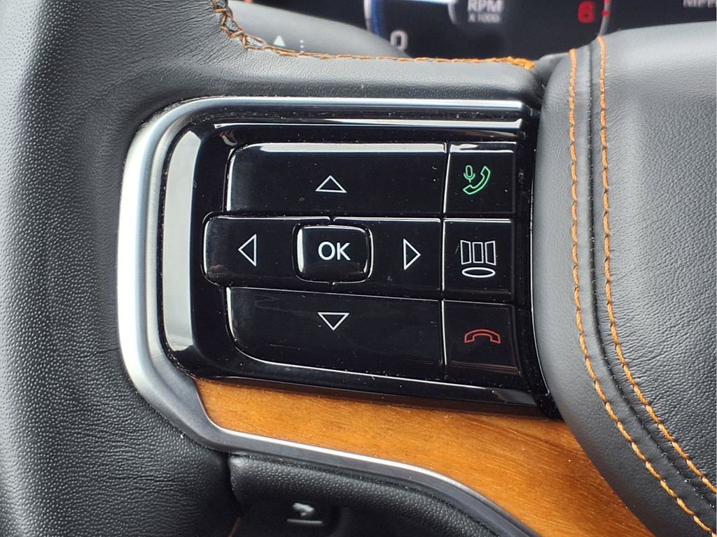2024 Jeep Grand Wagoneer L Series III - Photo 13