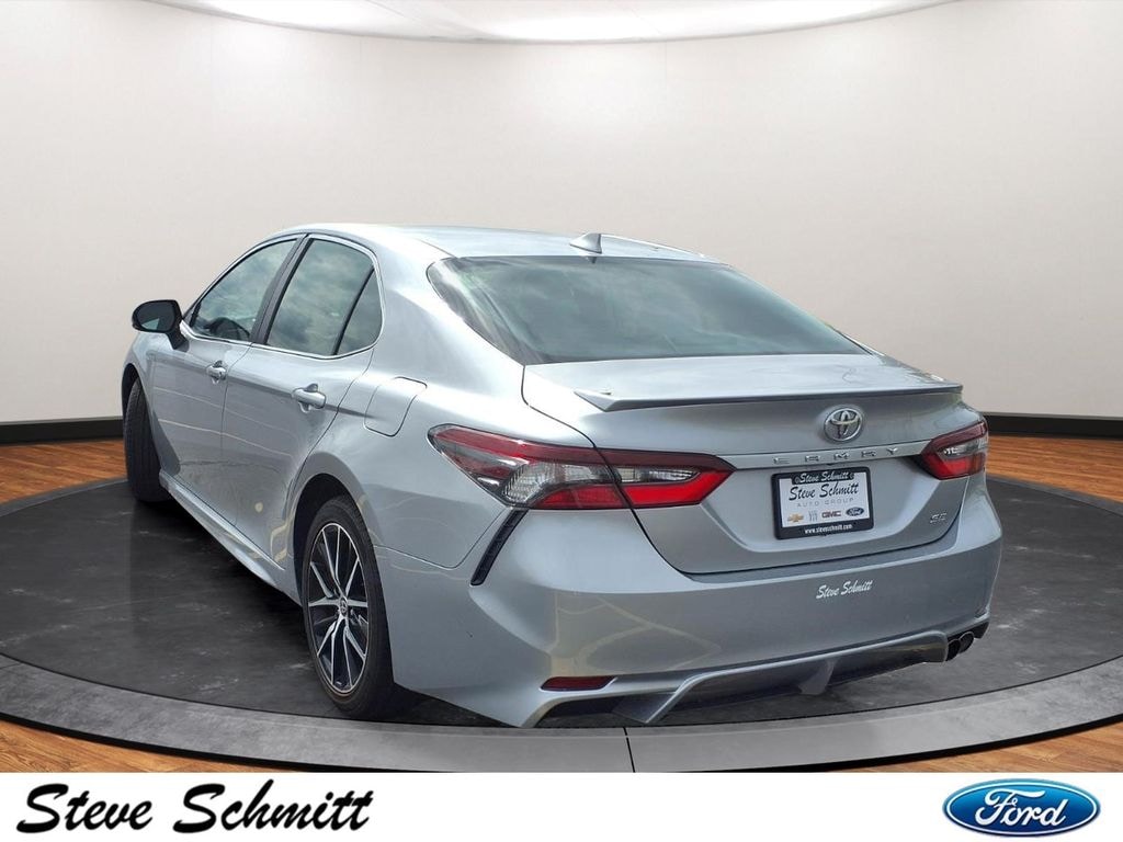 Used 2023 Toyota Camry SE Sedan