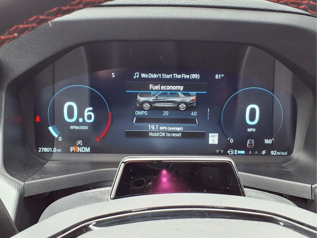 2025 Ford Explorer ST - Photo 15