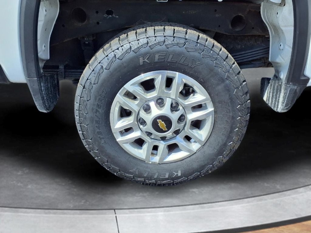 2025 Chevrolet Silverado 2500HD LT - Photo 16