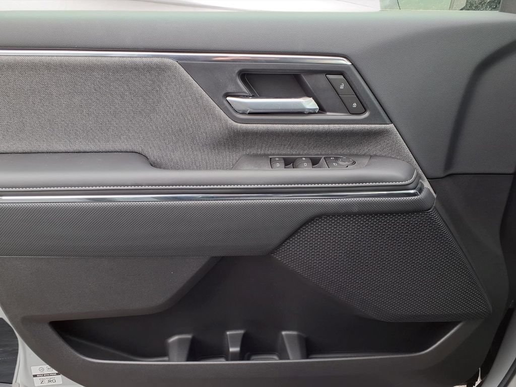 2026 GMC Sierra EV Elevation - Photo 11