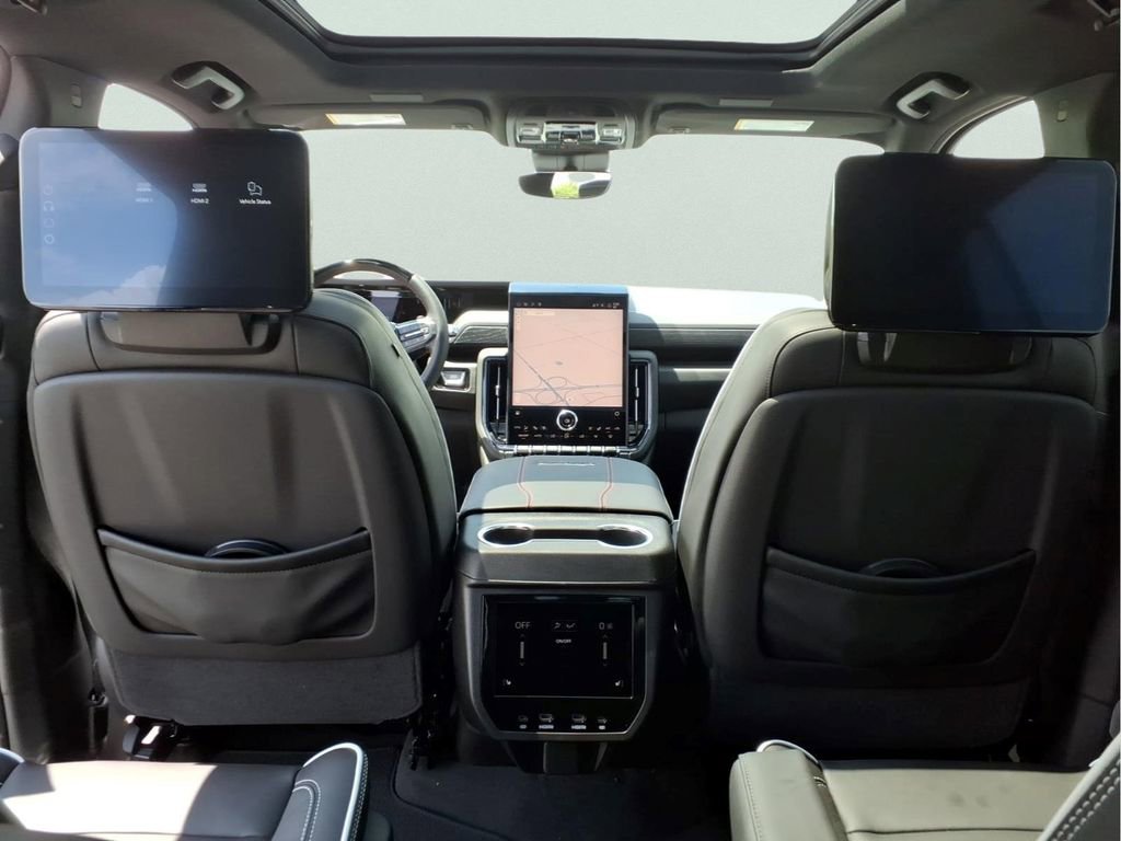 2026 GMC Yukon AT4 Ultimate - Photo 23