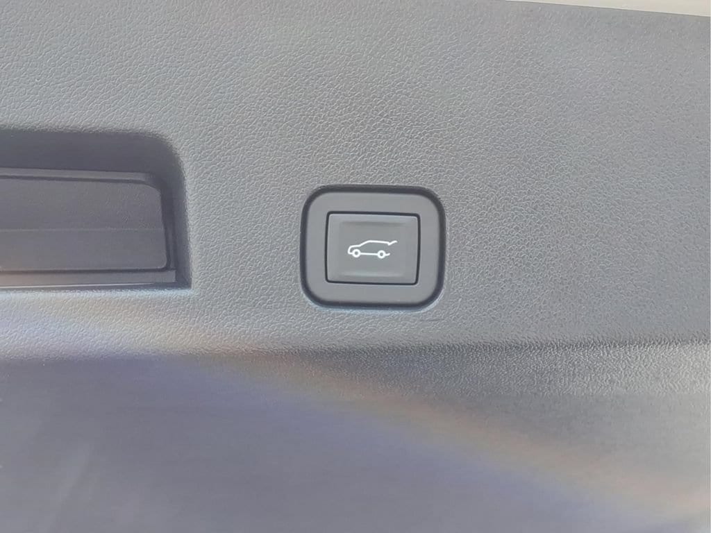 2026 GMC Acadia AT4 - Photo 20