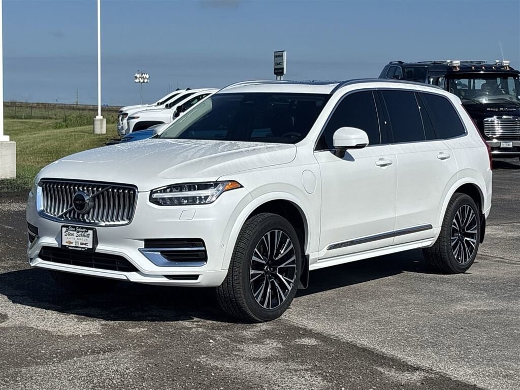 Used 2023 Volvo XC90 Recharge Plug-In Hybrid T8 Plus 6-Seater SUV