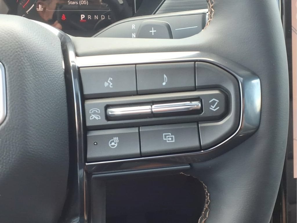 2026 GMC Acadia AT4 - Photo 13