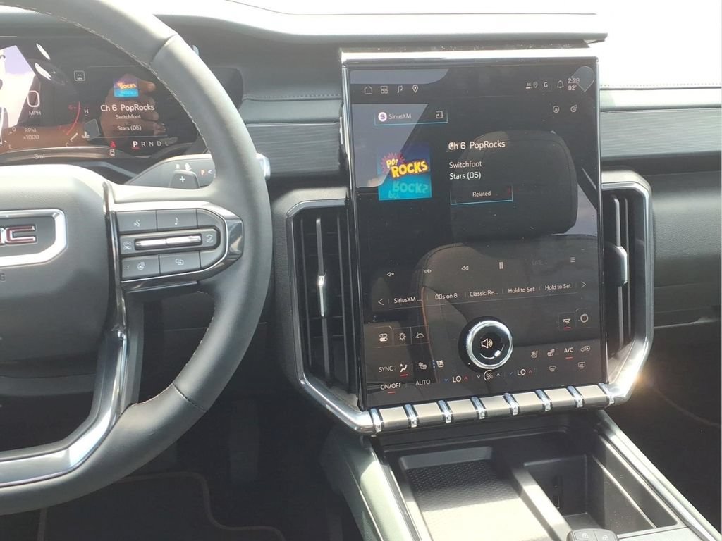 2026 GMC Acadia AT4 - Photo 6