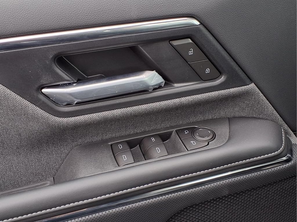 2026 GMC Sierra EV Elevation - Photo 12
