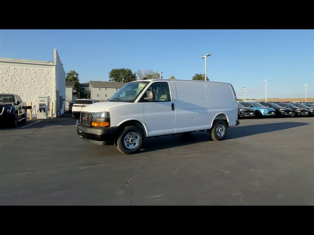 New 2025 GMC Savana 2500 Work Van Van Cargo Van