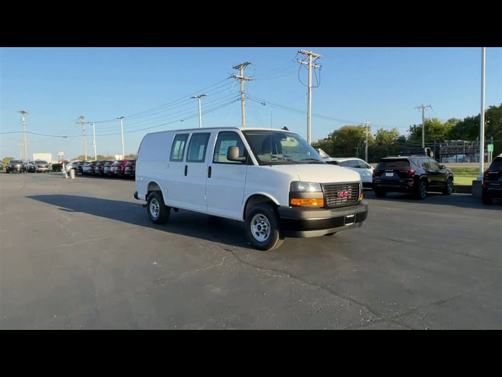 New 2025 GMC Savana 2500 Work Van Van Cargo Van