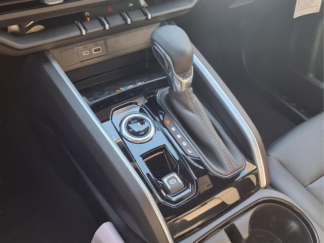 2026 Chevrolet Colorado LT - Photo 10