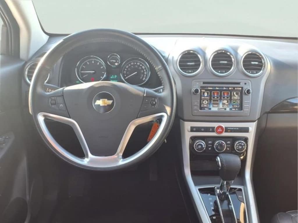 Used 2015 Chevrolet Captiva LT Crossover