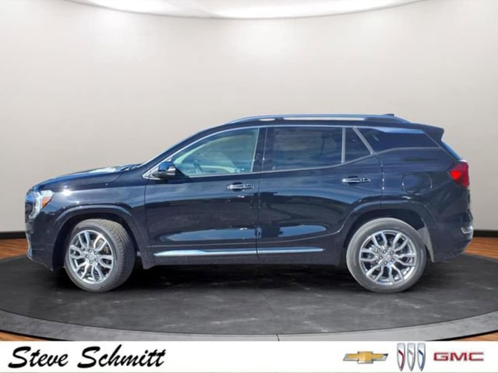 Used 2022 GMC Terrain Denali SUV