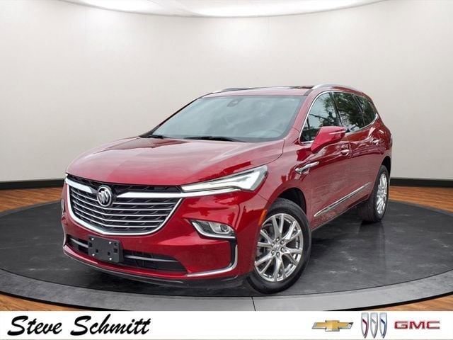 2023 Buick Enclave Essence's photo