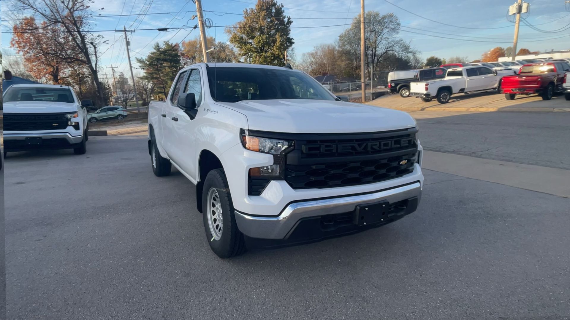 2026 Chevrolet Silverado 1500 photo 2