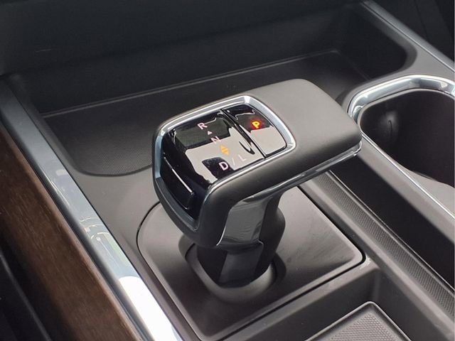 2026 Chevrolet Silverado 1500 High Country - Photo 10
