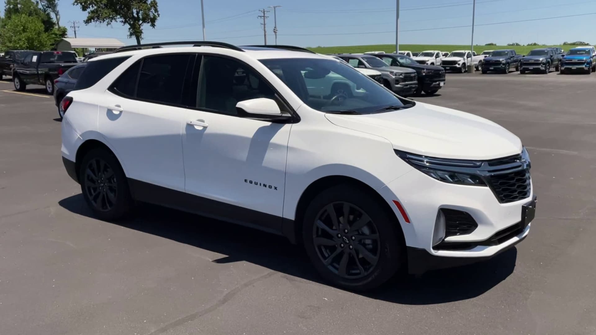 Used 2022 Chevrolet Equinox RS with VIN 3GNAXMEV5NS113543 for sale in Highland, IL