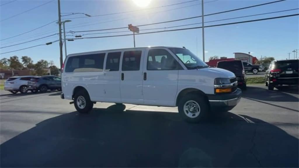 Used 2020 Chevrolet Express Passenger 3500 1LT Van