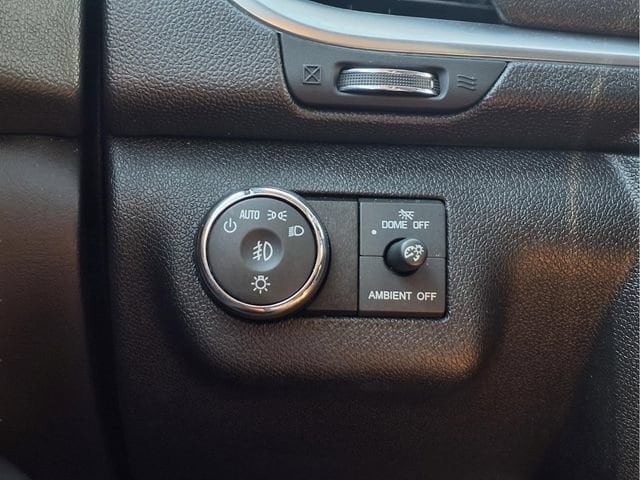 2017 Chevrolet Traverse 1LT - Photo 12