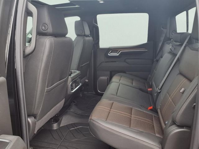 2026 Chevrolet Silverado 1500 High Country - Photo 20
