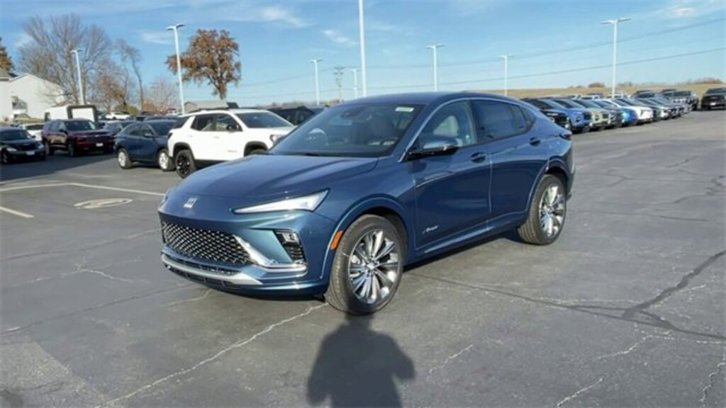 New 2026 Buick Envista Avenir SUV