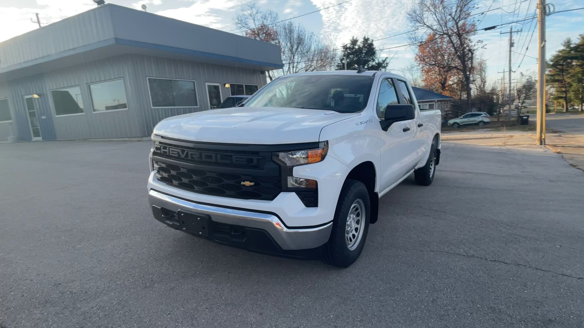 2026 Chevrolet Silverado 1500 photo 3
