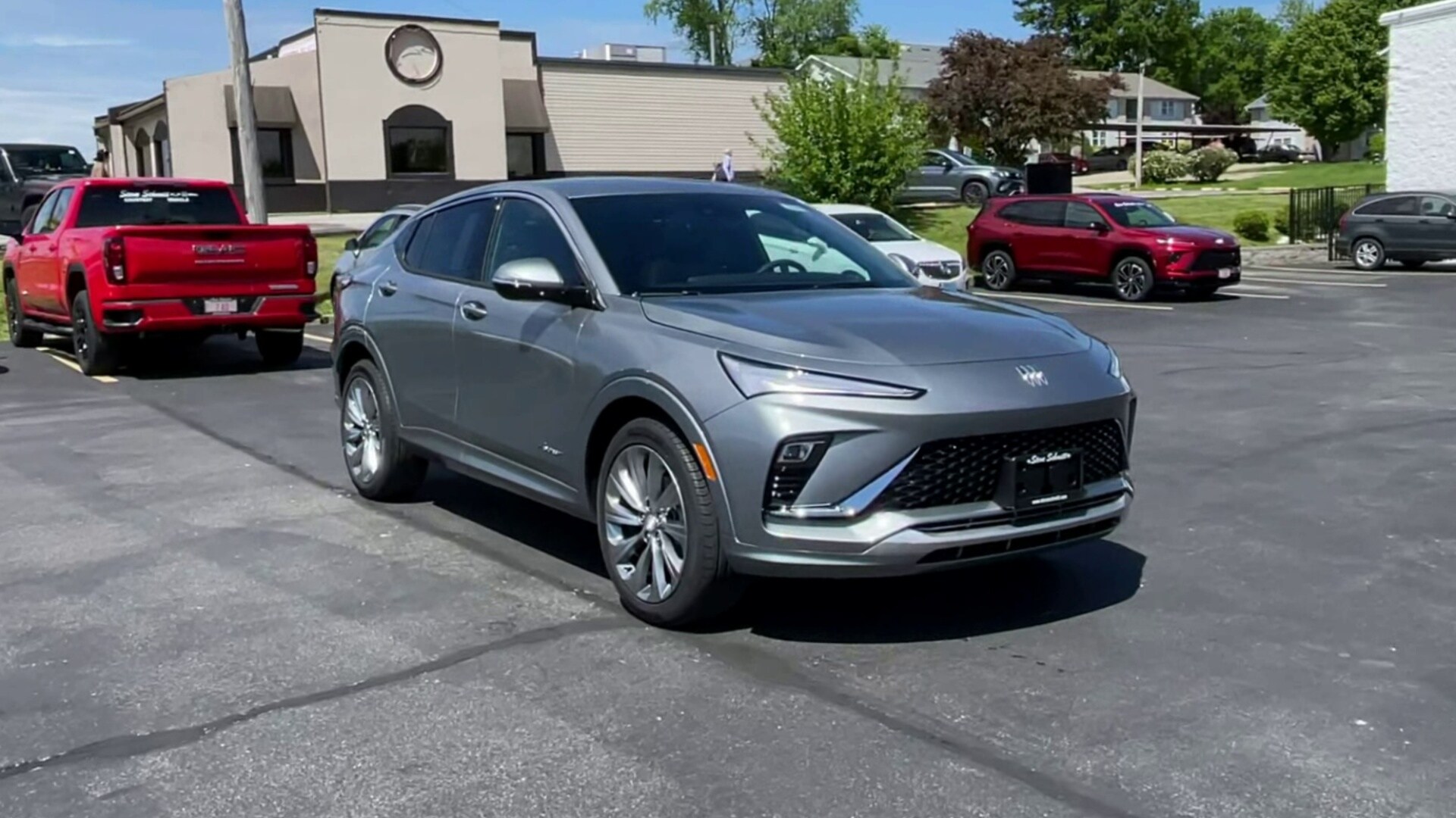 2025 Buick Envista Avenir photo 2