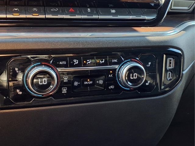 2024 GMC Sierra 1500 SLT - Photo 9