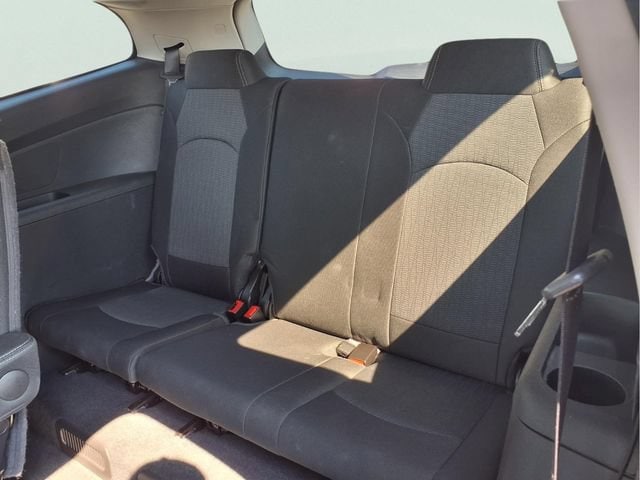 2017 Chevrolet Traverse 1LT - Photo 21