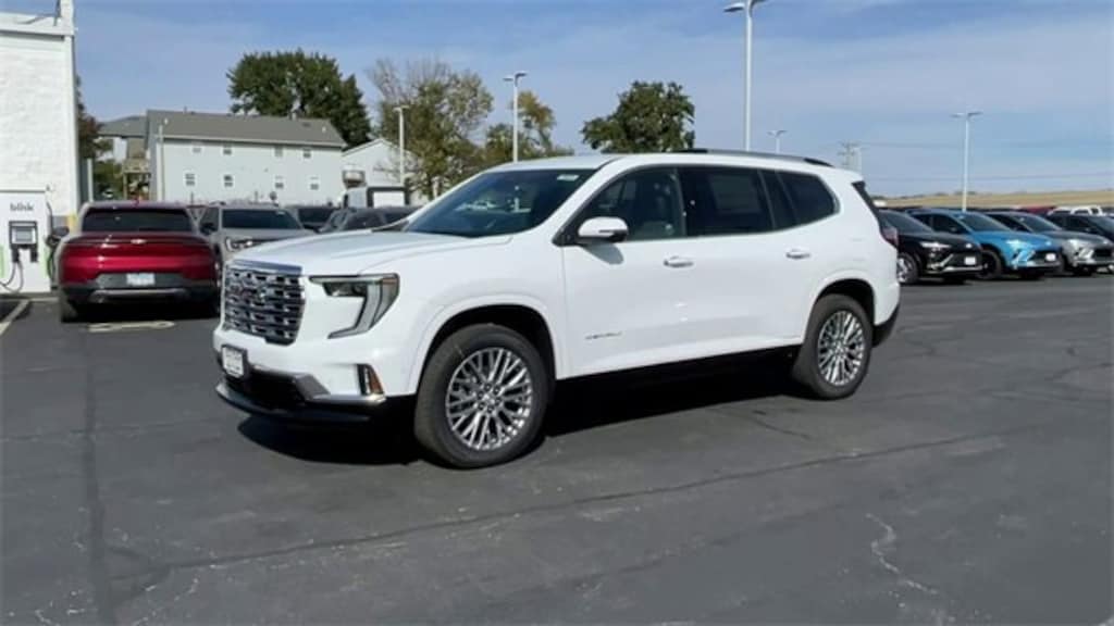 New 2026 GMC Acadia Denali SUV