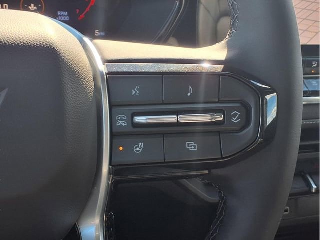 2026 Chevrolet Colorado LT - Photo 12