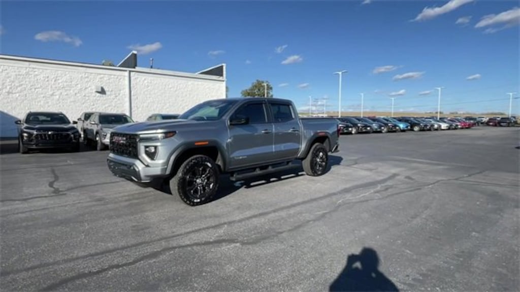 Used 2023 GMC Canyon Elevation Truck