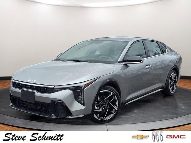2025 Kia K4 GT-Line AT's photo