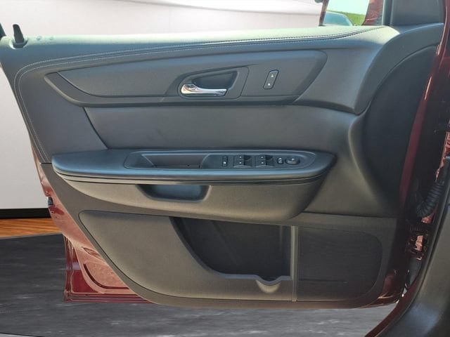 2017 Chevrolet Traverse 1LT - Photo 16