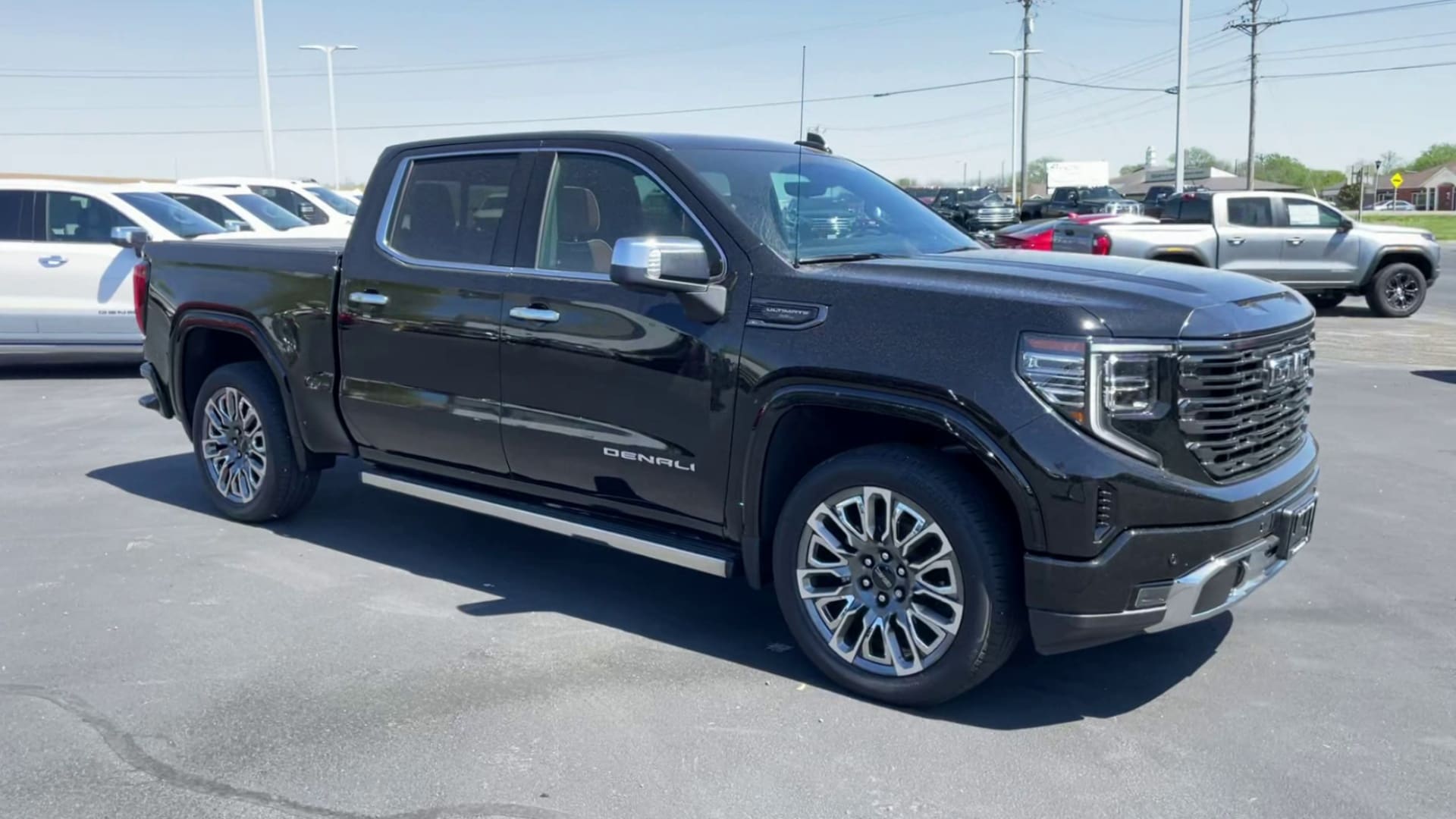 Used 2023 GMC Sierra 1500 Denali Denali Ultimate with VIN 1GTUUHEL2PZ105541 for sale in Highland, IL