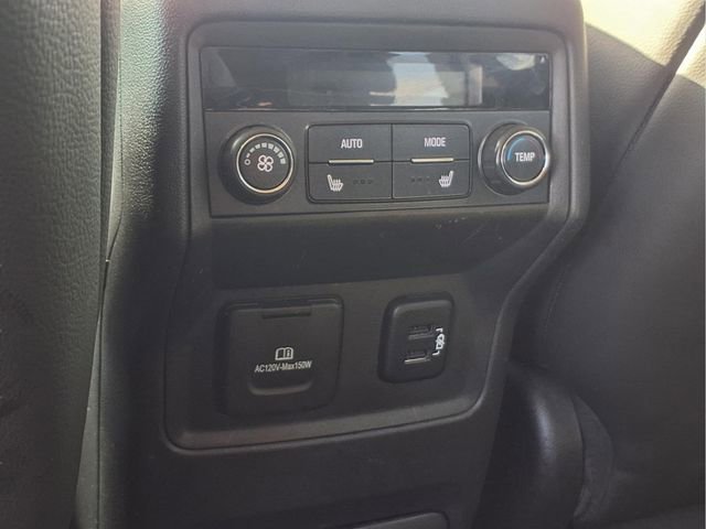 2017 GMC Acadia Denali - Photo 24
