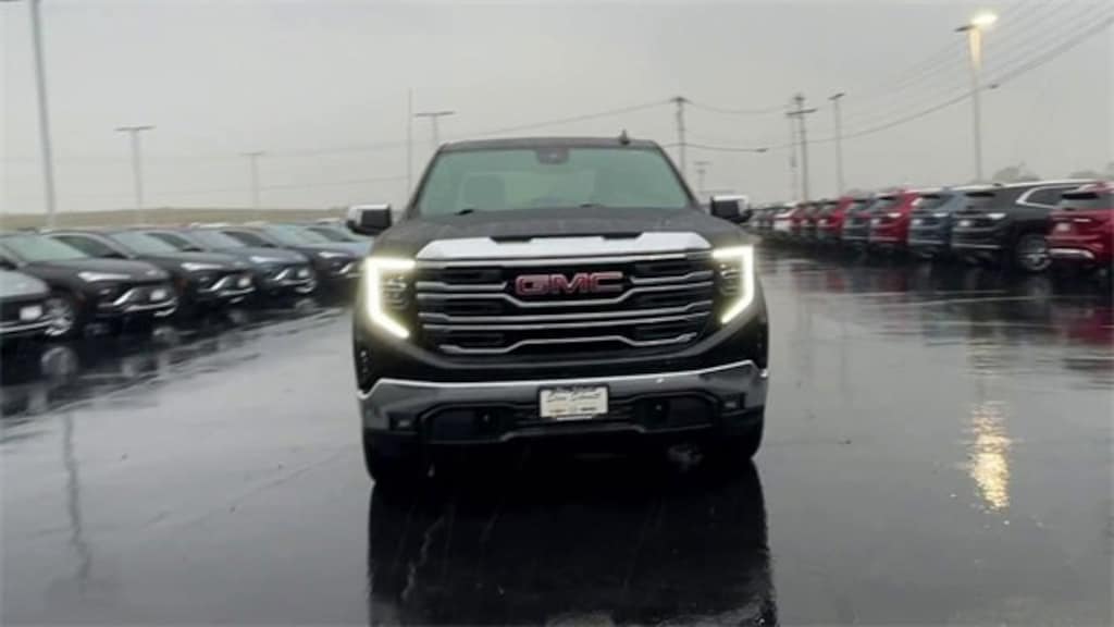 Used 2022 GMC Sierra 1500 SLT Truck