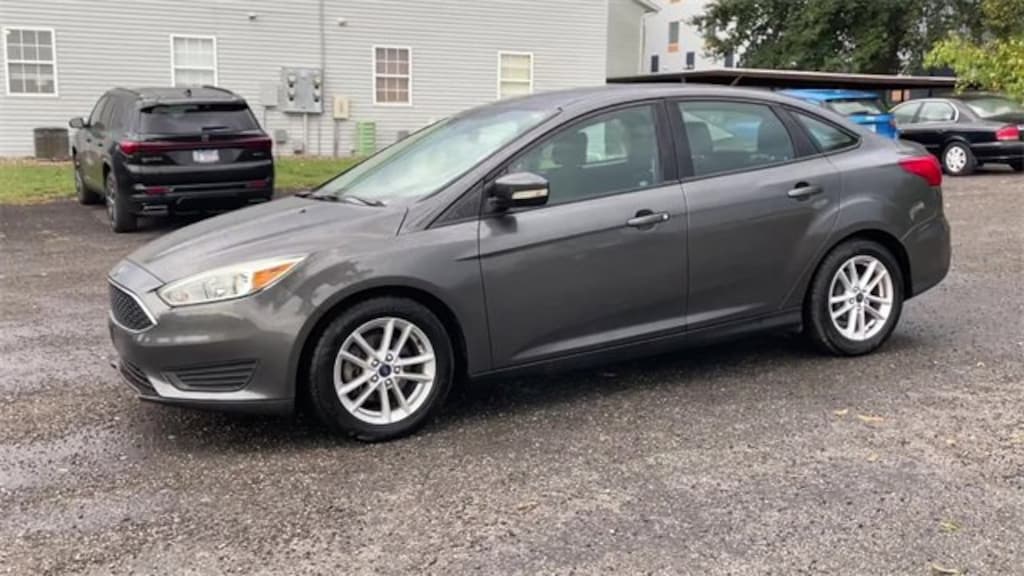 Used 2015 Ford Focus SE Sedan